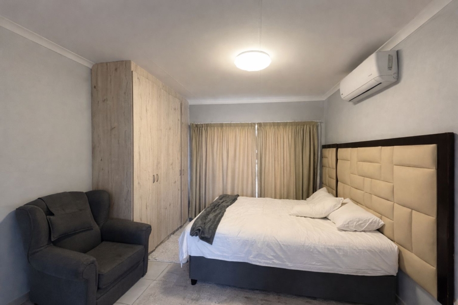 3 Bedroom Property for Sale in Waterkloof East North West